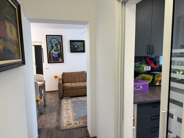 Pajura, vanzare ap. 3 camere in vila,